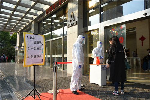 105733928.jpg DSC_6555.jpg