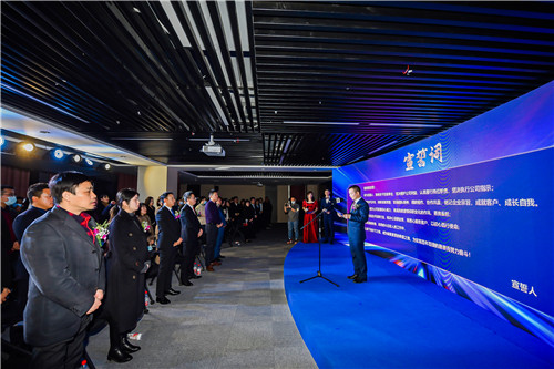 102517112.jpg 117451660.jpg