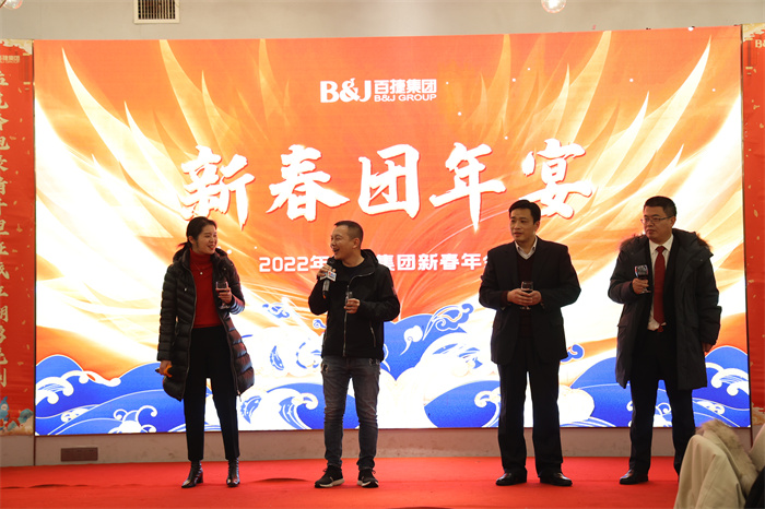 105801123.jpg LS8A6779.jpg