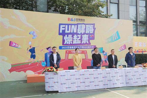 104712282.jpg LS8A3485.jpg